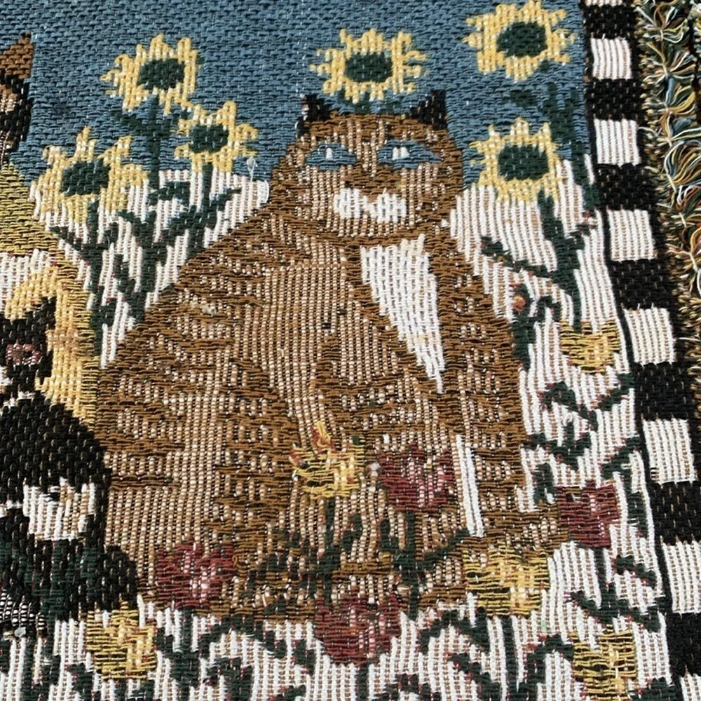 Woven Cat placemats with fringe border